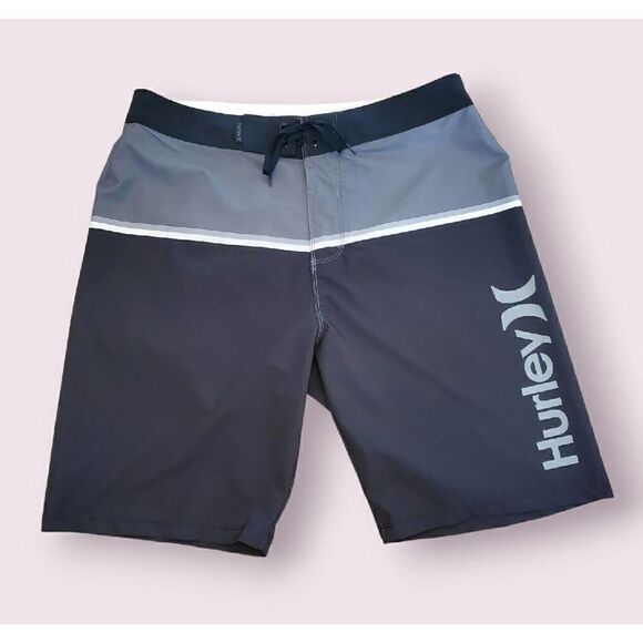 Hurley Size 30 Charcoal Grey Black Striped Surf Phantom Board Shorts Trunks 20” - Picture 1 of 4